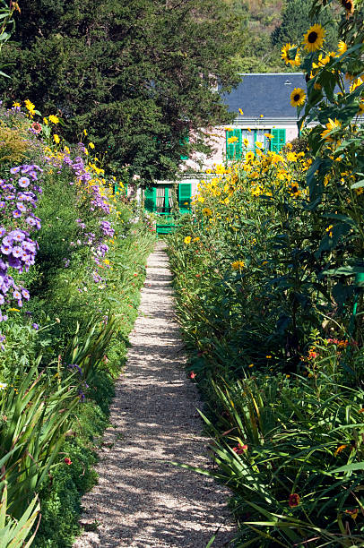 Audio-guided tour of Giverny - Monet's Clos Normand 